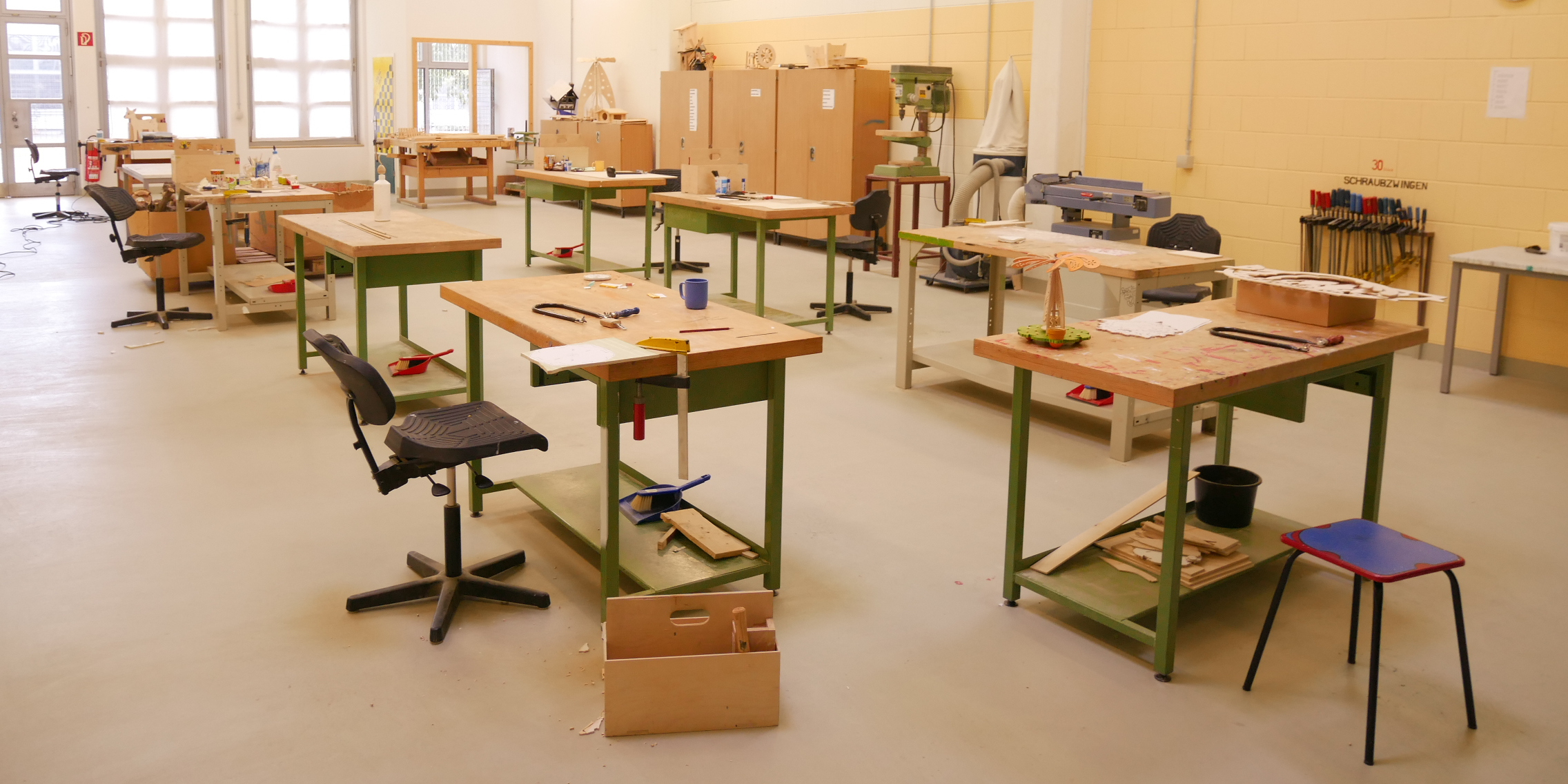 Werkstatt des Arbeitstrainings Holz der JVA Cottbus-Dissenchen